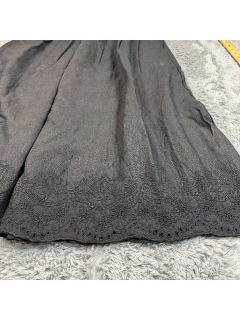 Chico's Midi Skirt Women 10 Black Linen A-Line Pull-On Embroidered Scalloped Hem